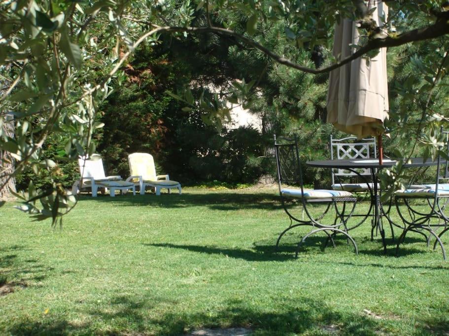 Apartamento L'Olivier Grignan Exterior foto